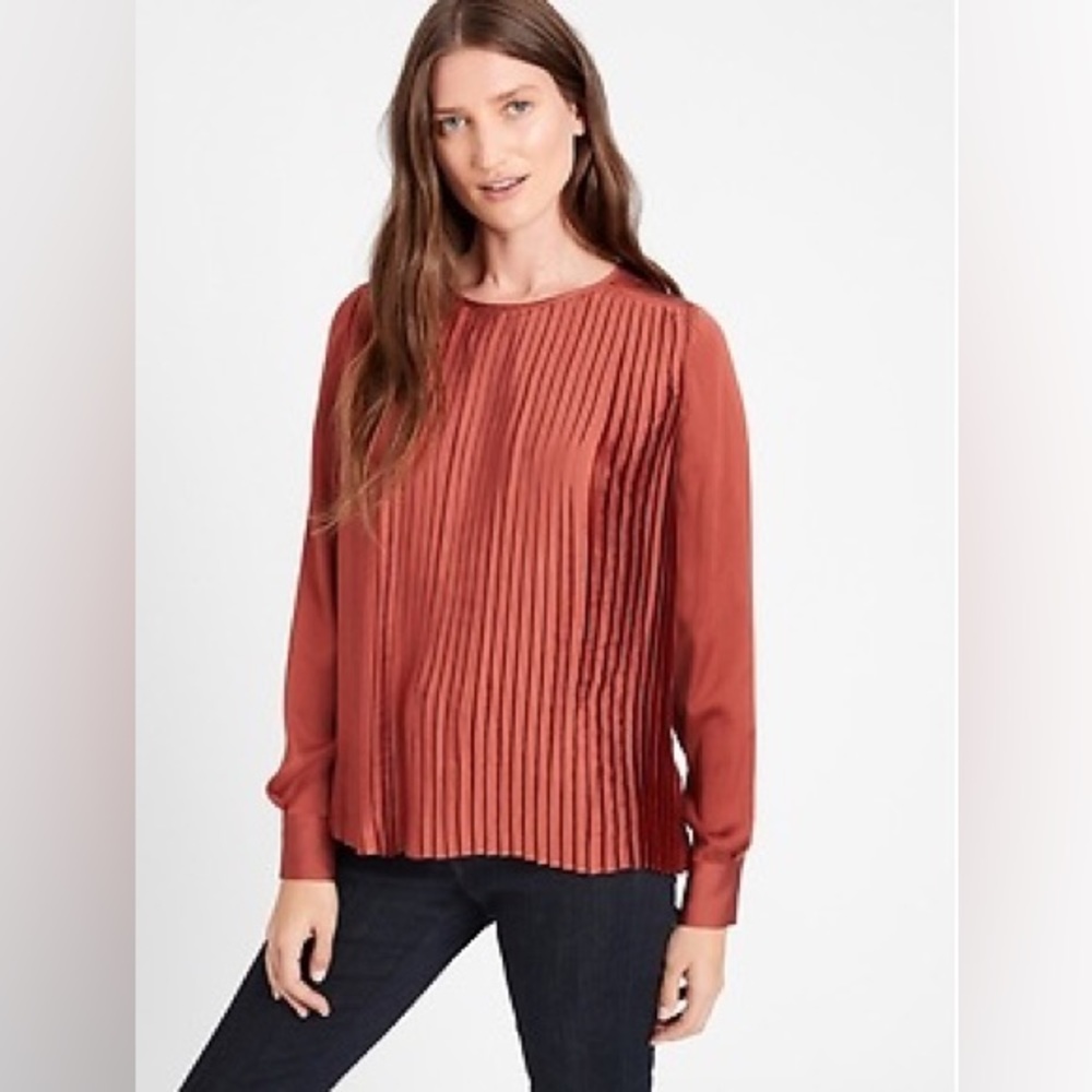 Banana Republic brick / copper pleated blouse XL